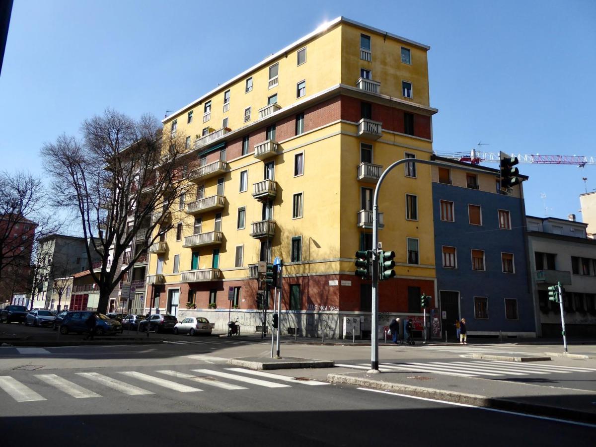 Mono Navigli Apartment Milão Exterior foto